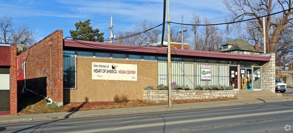 More Photos Of 600 W 39th St, Kansas City Office For Sale