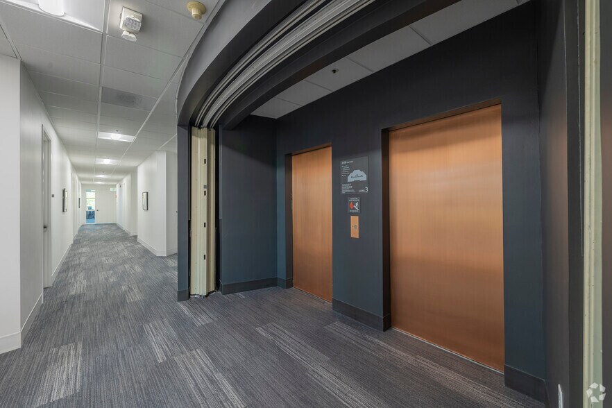 More Photos Of 3100 Oak Rd, Walnut Creek Office For Lease