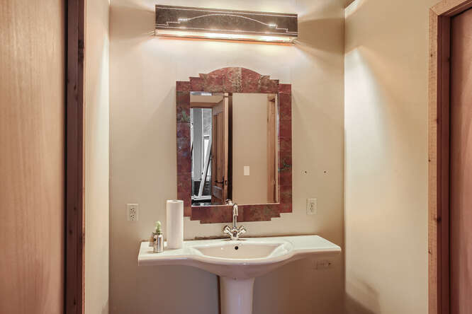 More Photos Of 1822 Blake St, Denver Office For Sale