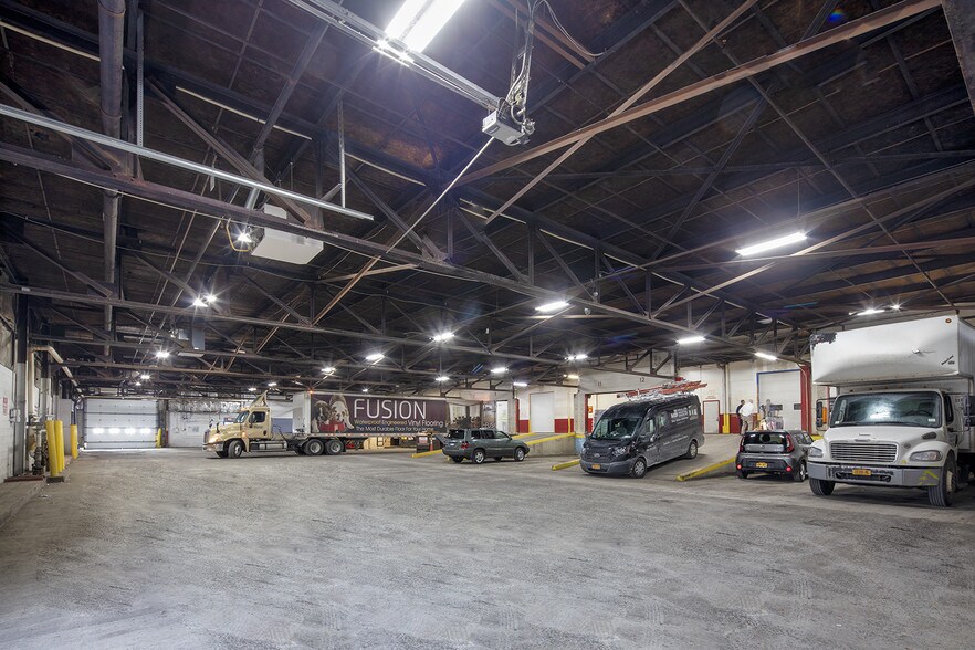 More Photos Of 6361 Thompson Rd, Syracuse Manufacturing For Lease