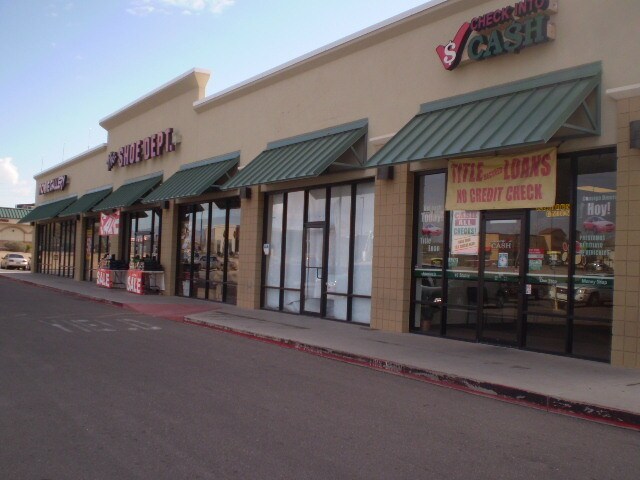 More Photos Of 199 W 5th St, Douglas Unknown For Lease