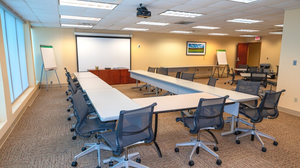 More Photos Of 12751 S Cleveland Ave, Fort Myers Medical For Lease