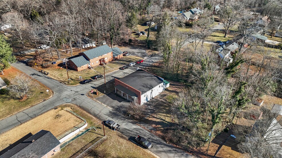 More Photos Of 3305 Stockton St, Winston-Salem Medical For Sale