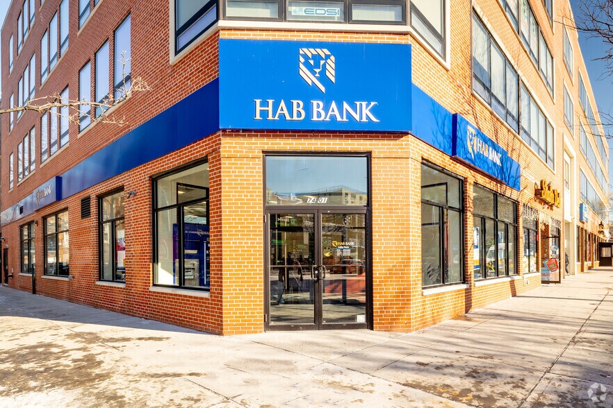 More Photos Of 74-09 37th Ave, Jackson Heights Loft Creative Space For Sale