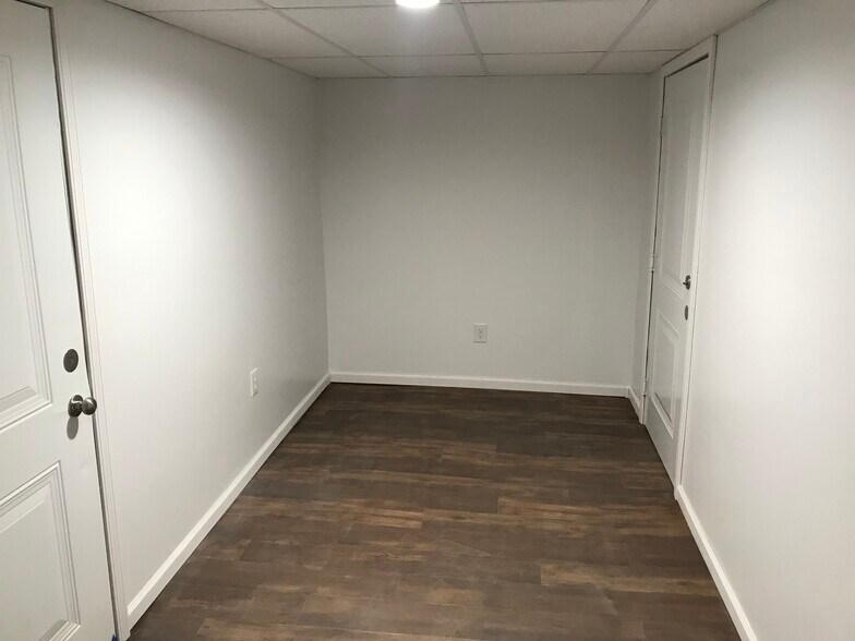 More Photos Of 318 Main St, Wampum Apartments For Sale