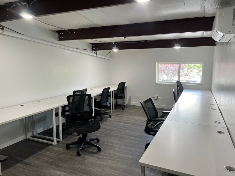 More Photos Of 1657 N State St, Lehi Coworking Space