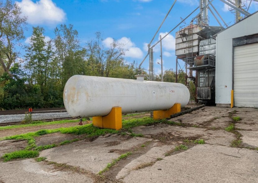 More Photos Of 2980 N Creek Rd, Palmyra Food Processing For Sale