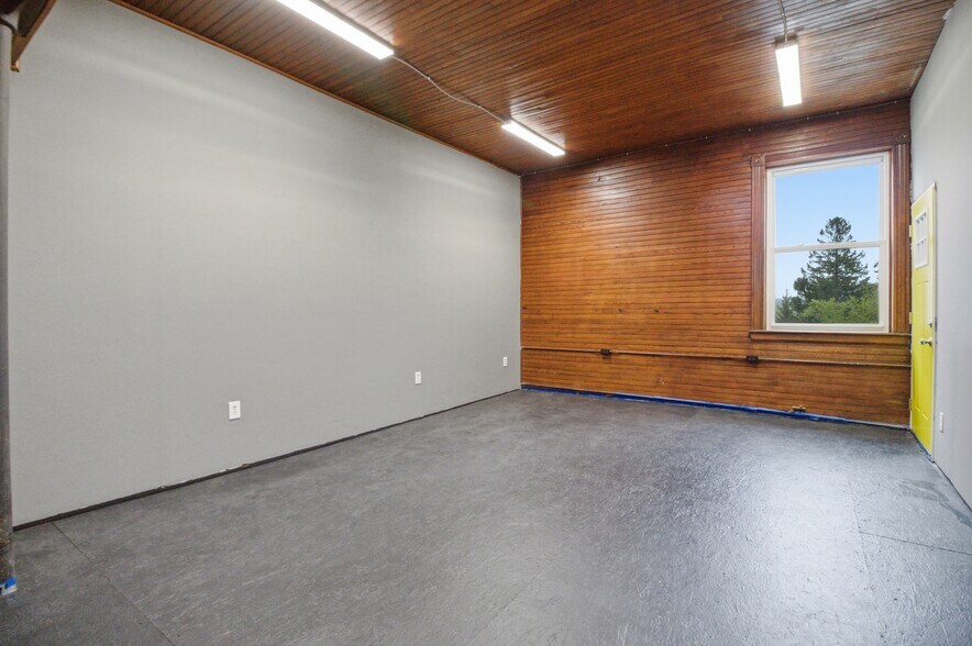 More Photos Of 437 William Ave, Davis Storefront Retail Residential For Sale