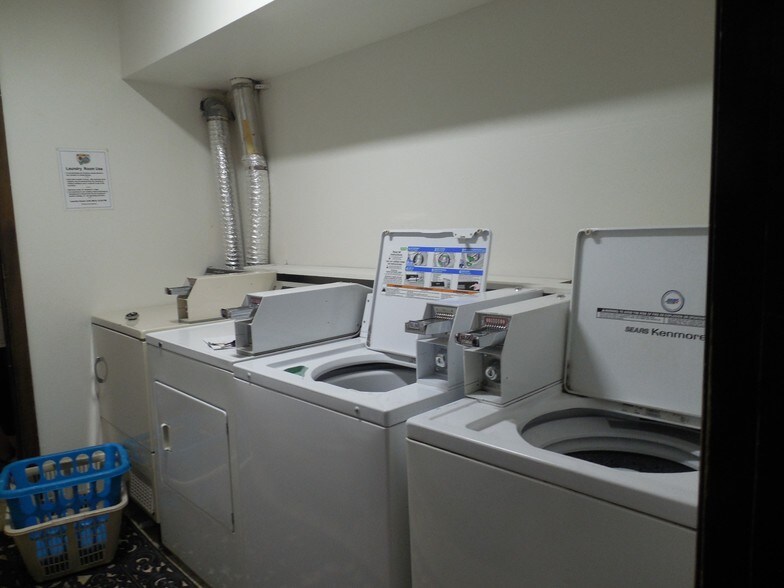 More Photos Of 201 Weed St, Fox Lake Apartments For Sale