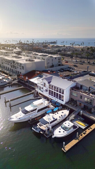 More Photos Of 2406 Newport Blvd, Newport Beach Restaurant For Lease