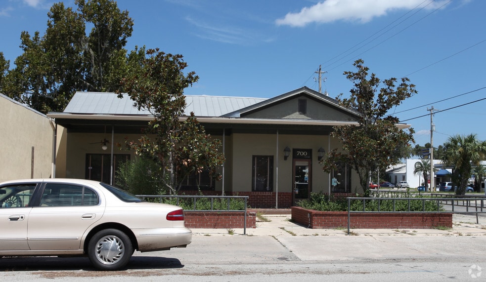 More Photos Of 700 St. Johns Ave, Palatka Restaurant For Sale