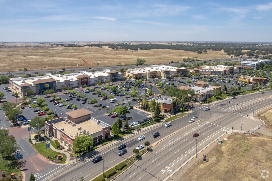 More Photos Of 2371 Iron Point Rd, Folsom Unknown For Lease