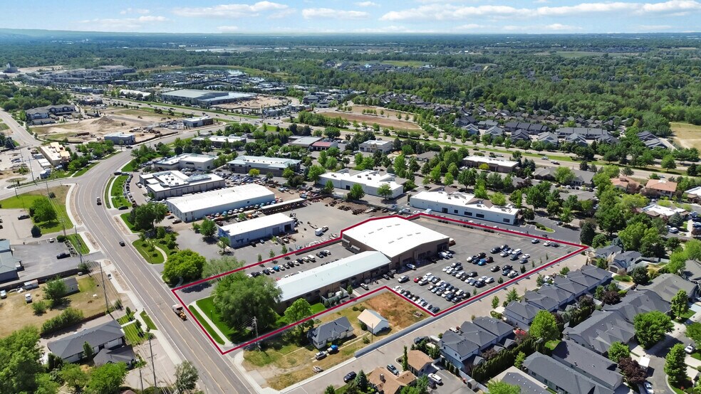 Primary Photo Of 1345 E State St, Eagle Warehouse For Lease