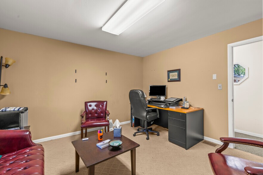 More Photos Of 4901 Central College Rd, Westerville Office Residential For Sale
