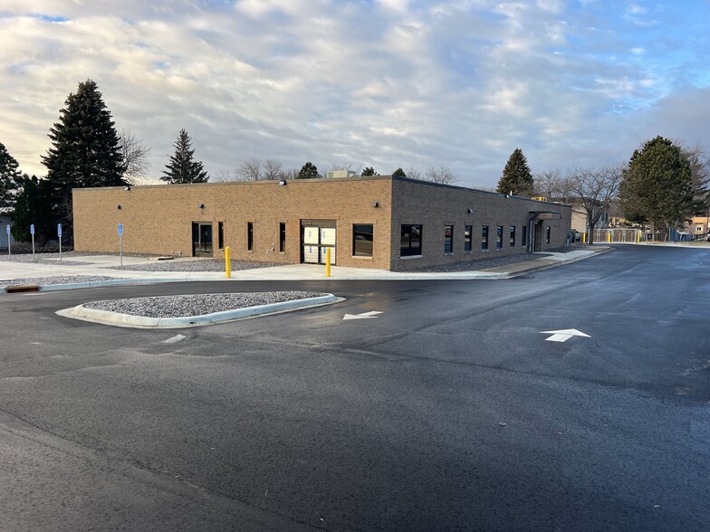 Primary Photo Of 1320 1st St S, Willmar Office For Lease