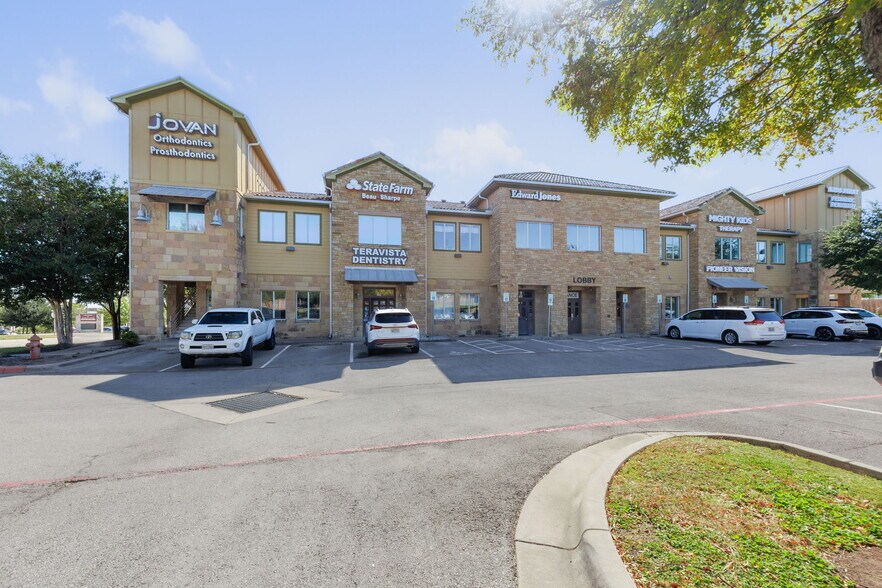 More Photos Of 4010 Sandy Brook Dr, Round Rock Medical For Sale