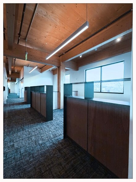 More Photos Of 2422 E 7th St, Austin Office For Lease
