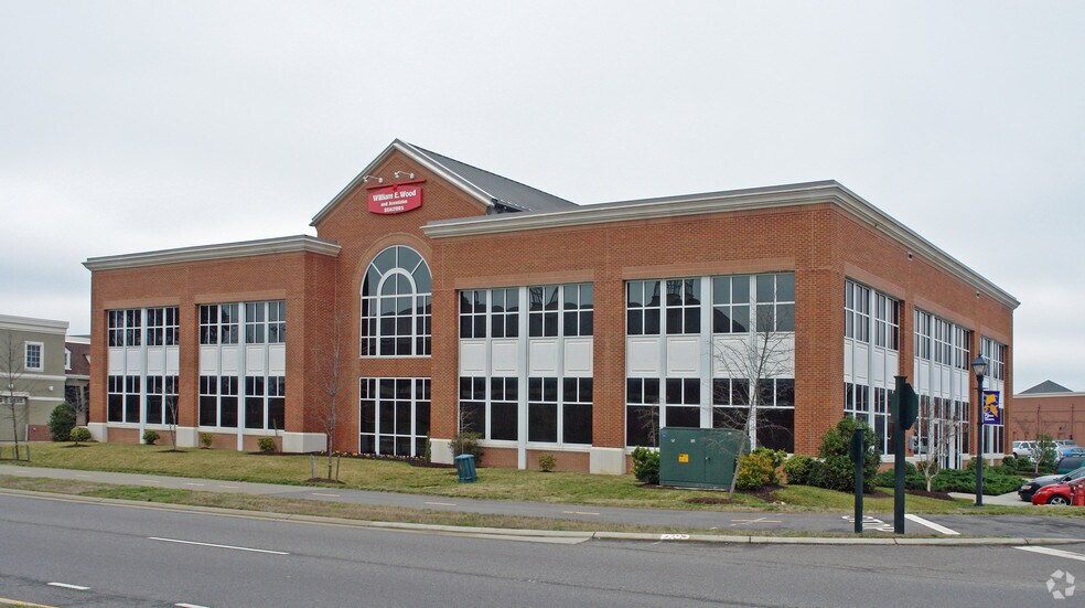 More Photos Of 5208 Monticello Ave, Williamsburg Office For Lease