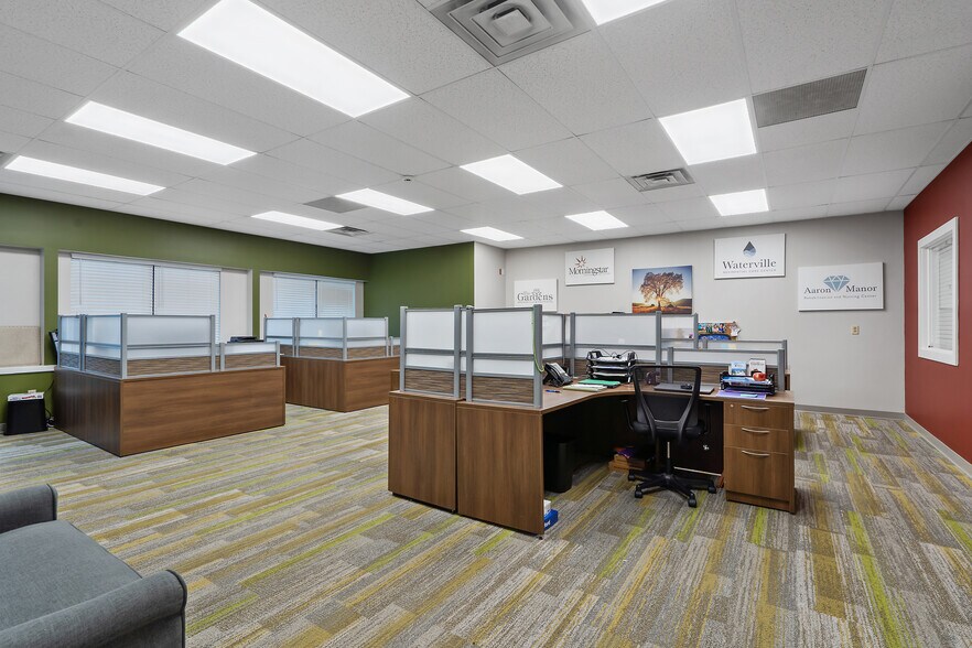 More Photos Of 91 E 1st St, Oswego Office For Sale