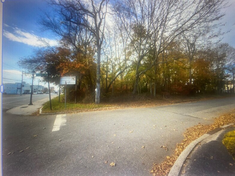 More Photos Of 25a & Polk Street, Rocky Point Land For Sale