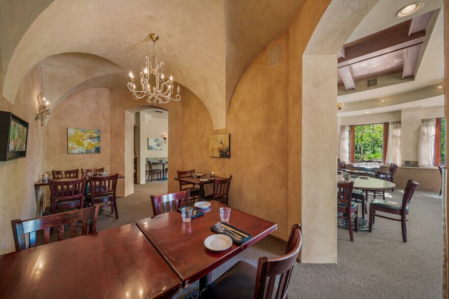 More Photos Of 4 County Road 124, Hesperus Restaurant For Sale