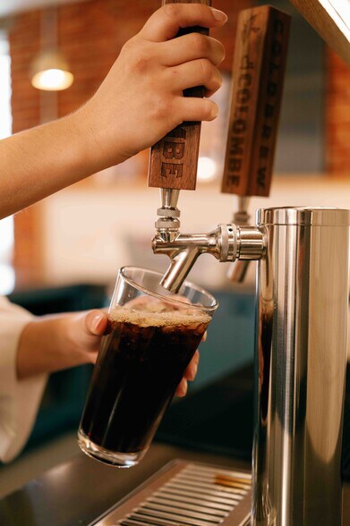 More Photos Of 3309 Elm St, Dallas Office For Sale