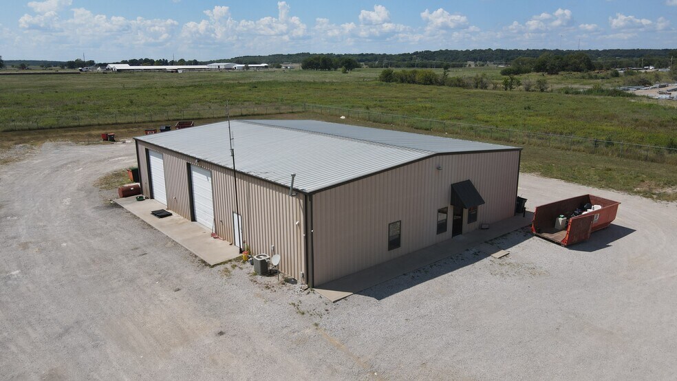 More Photos Of 6082 S Industrial Dr, Chelsea Manufacturing For Sale