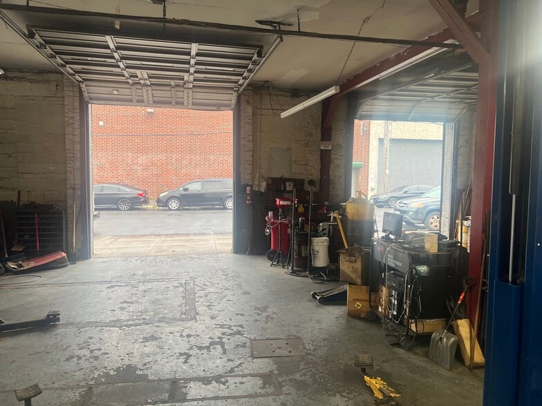 More Photos Of 4201 Glenwood Rd, Brooklyn Service For Sale