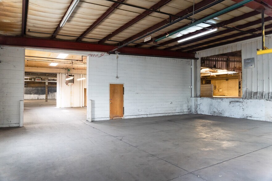More Photos Of 11500 W 13th Ave, Lakewood Manufacturing For Sale