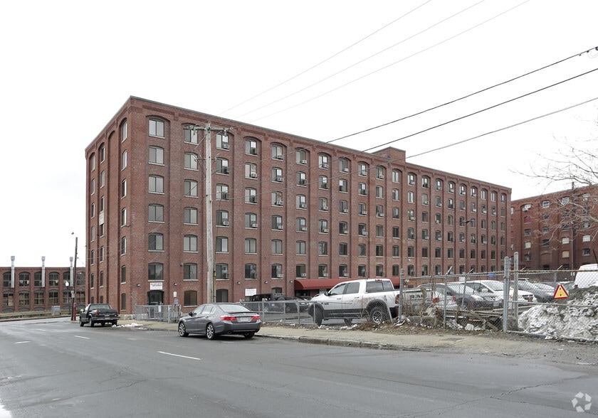 Primary Photo Of 599 Canal St, Lawrence Loft Creative Space For Lease