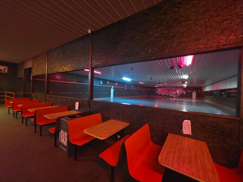 More Photos Of 3220 S Hwy 32, El Dorado Springs Skating Rink For Sale