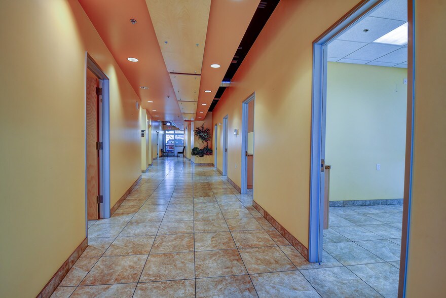 More Photos Of 15288 W Brookside Ln, Surprise Office For Lease