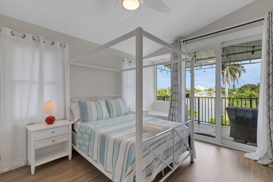 More Photos Of 4124 Harbor Cir S, Largo Specialty For Sale