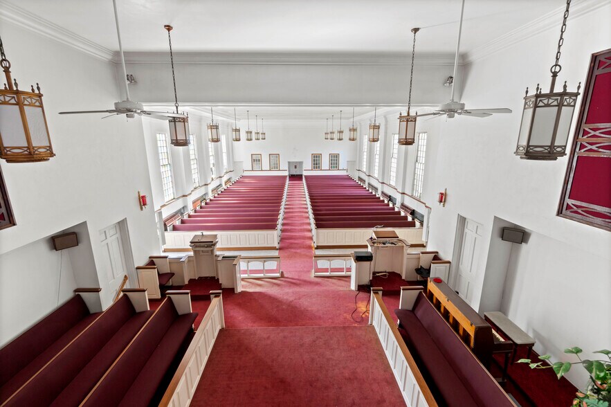 More Photos Of 500 Thompson Ave, Clairton Religious Facility For Sale