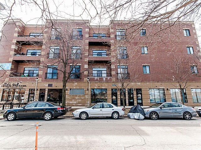 More Photos Of 4651 N Greenview Ave, Chicago Apartments For Lease