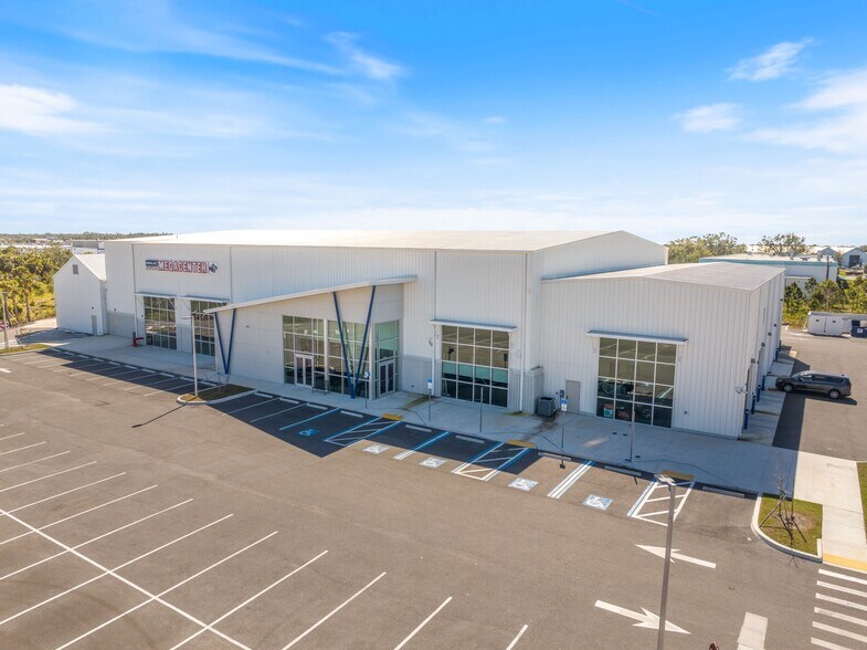 More Photos Of 1280 US Highway 41 Byp S, Venice Auto Dealership For Sale