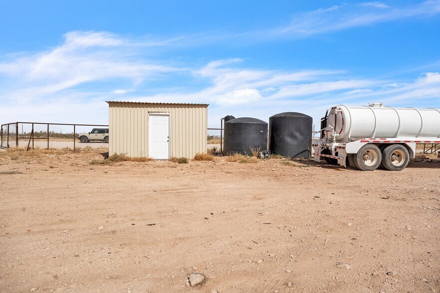 More Photos Of 14035 52nd st, Odessa Industrial For Sale