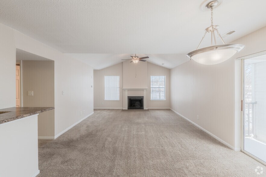 More Photos Of 100 Elena St, Cranston Apartments For Sale