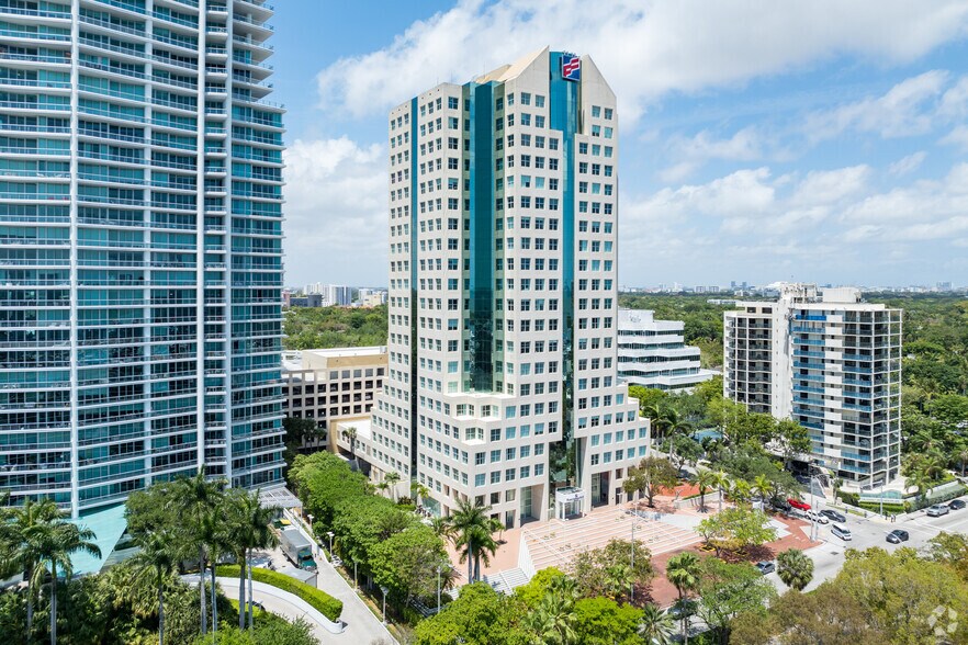 More Photos Of 2601 S Bayshore Dr, Coconut Grove Office For Lease