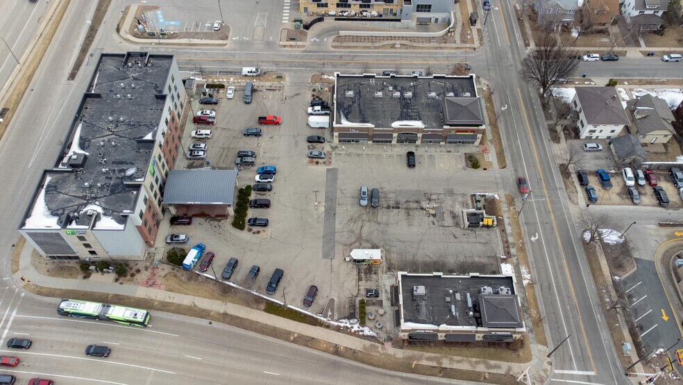 More Photos Of 123 16th Ave SW, Rochester General Retail For Lease