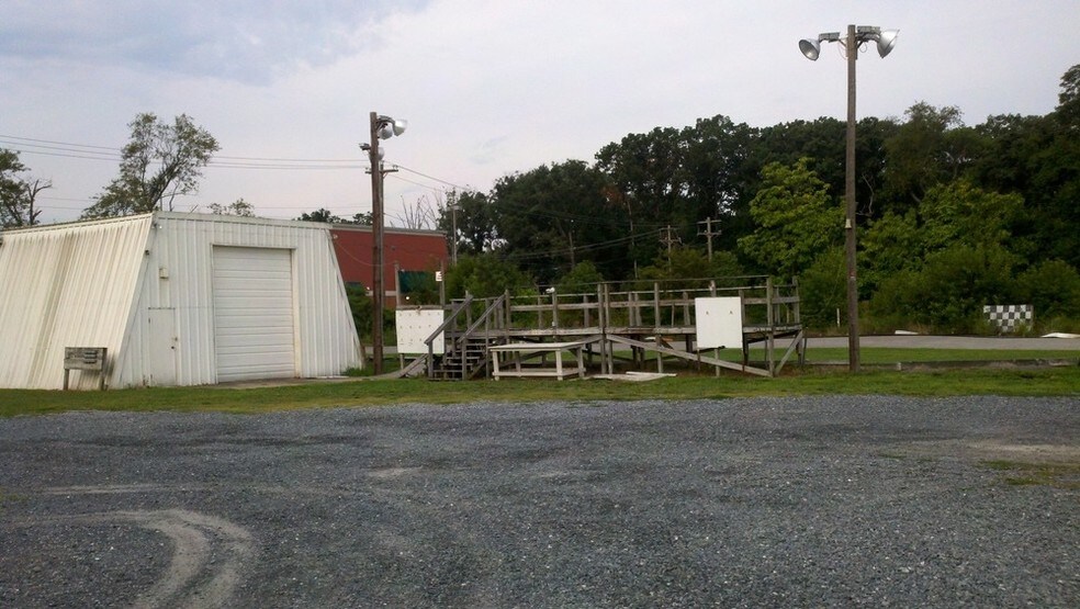 More Photos Of 22762 Sussex Hwy, Seaford Freestanding For Sale