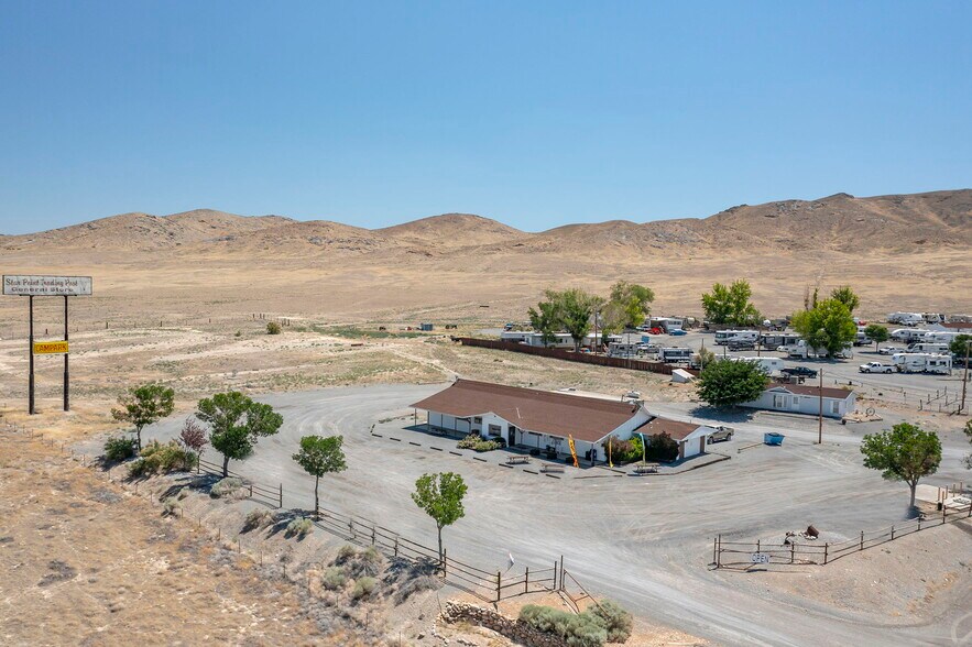 More Photos Of 150 Highway 400, Mill City Trailer Camper Park For Sale