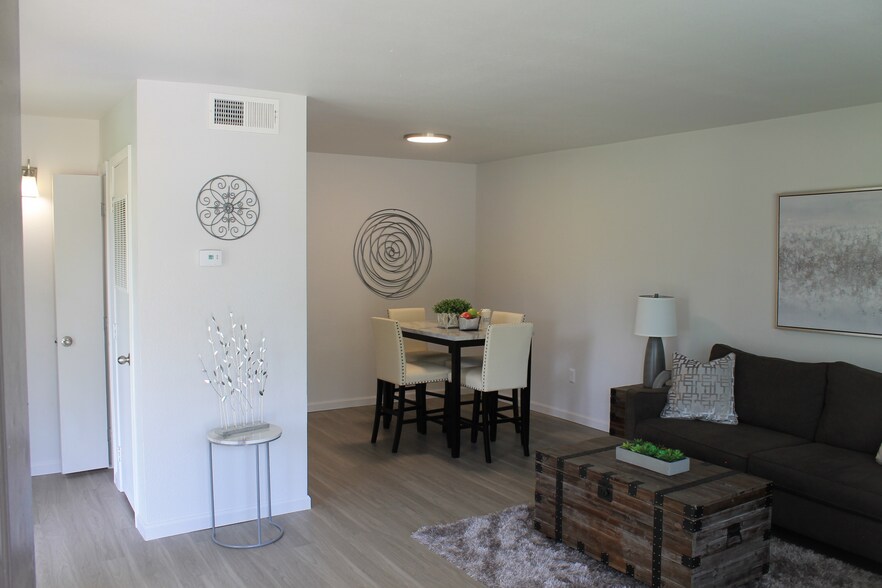 More Photos Of 3619 Texas St, Lake Charles Apartments For Sale