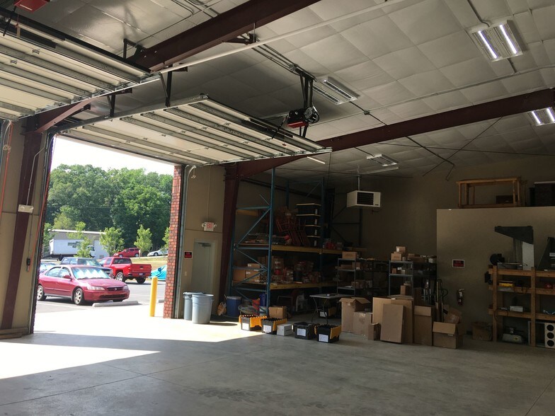 More Photos Of 4950 Stough Rd SW, Concord Flex For Sale