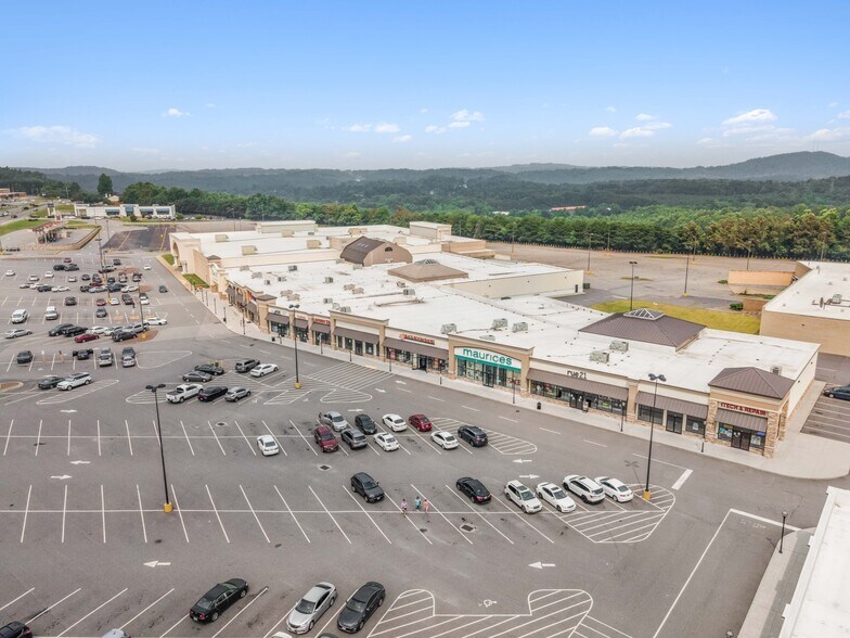More Photos Of 240 Commonwealth Blvd W, Martinsville Unknown For Lease