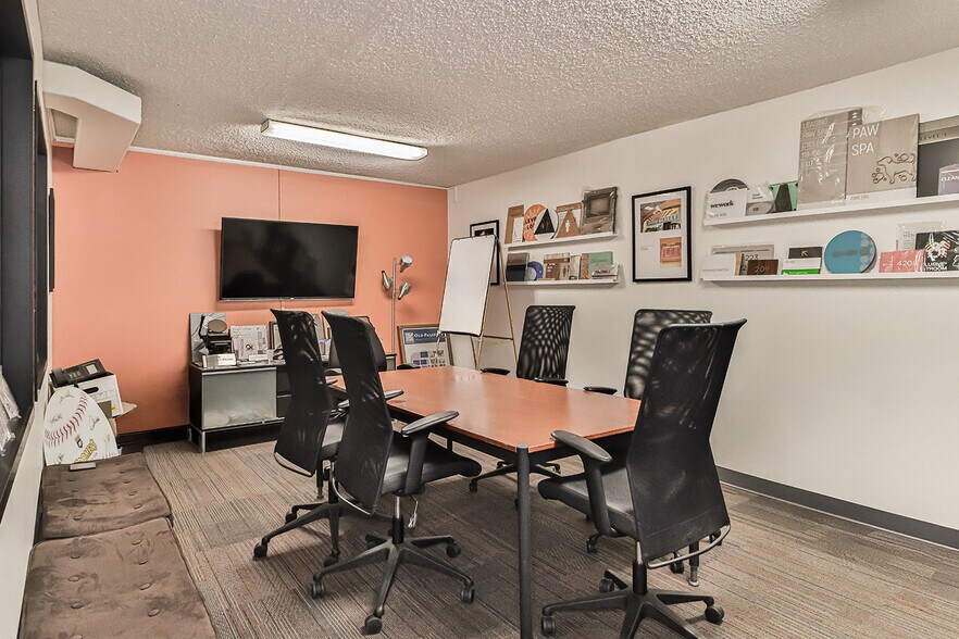 More Photos Of 6846 Valjean Ave, Van Nuys Warehouse For Sale