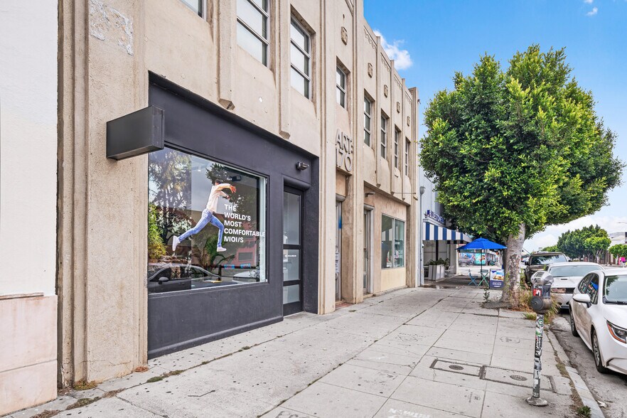 More Photos Of 170 S La Brea Ave, Los Angeles Storefront Retail Office For Lease