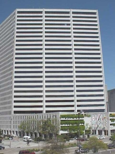 More Photos Of 1515 Poydras St, New Orleans Office For Lease