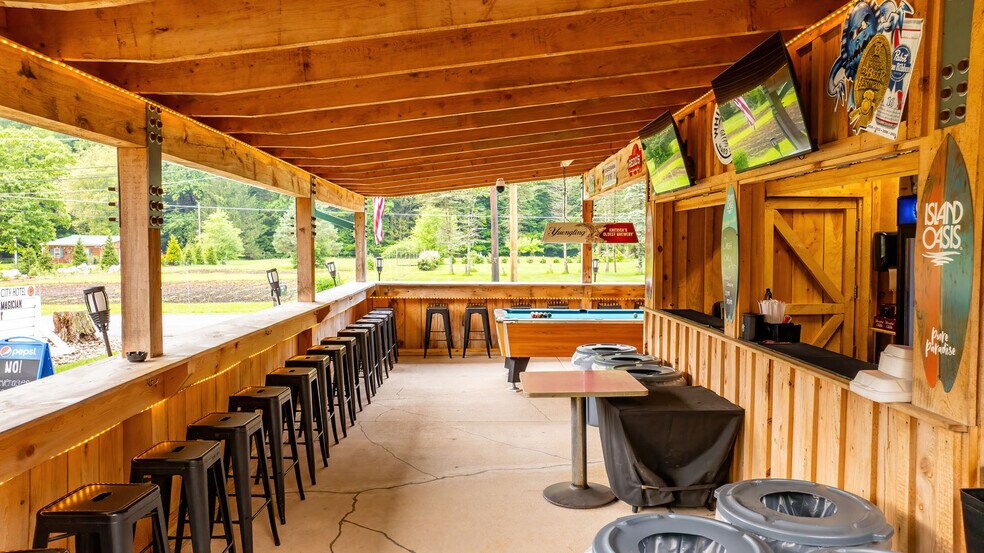 More Photos Of 184 Jamison City Rd, Benton Restaurant For Sale