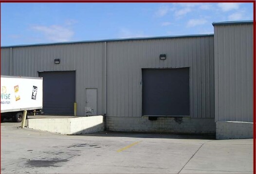 More Photos Of 5784 Mining Blvd, Jacksonville Warehouse For Lease